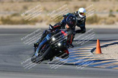 media/Jan-09-2022-SoCal Trackdays (Sun) [[2b1fec8404]]/Turn 11 (935am)/